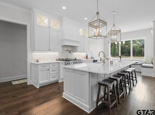 466 An County Rd #3582, Palestine, TX 75803