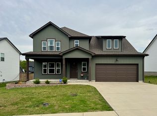 905 Recurve Ct, Clarksville, TN 37042