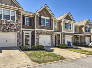 4011 Cannonsgate Ln, Murfreesboro, TN 37128