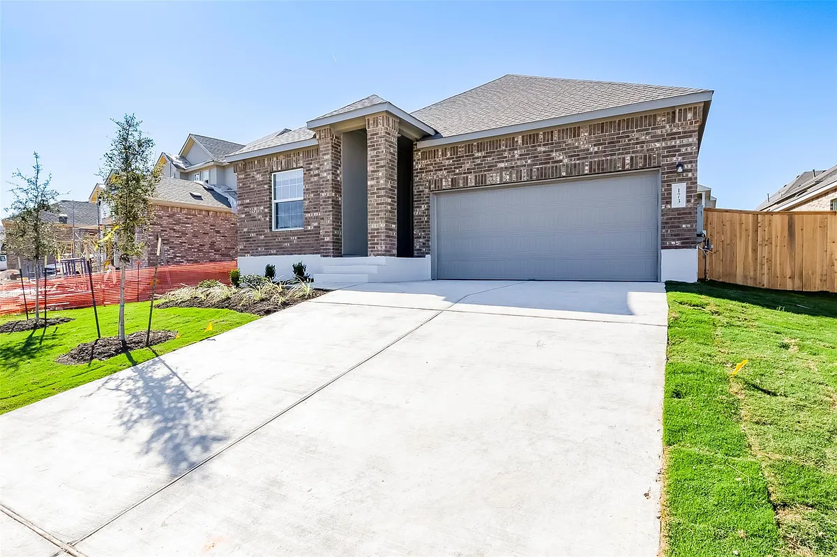 Building Photo - 173 Cibolo Creek Loop