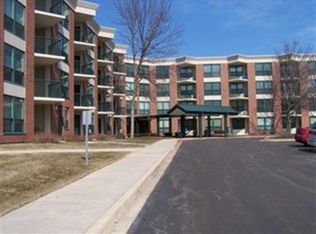 1225 Luther Ln APT 313D, Arlington Heights, IL 60004