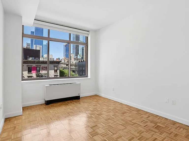 360 W 43rd St #S4D — Photo 10
