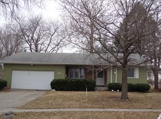 219 Beedle Dr #221, Ames, IA 50014