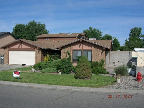 2nd image of 10413 La Paz Dr NW