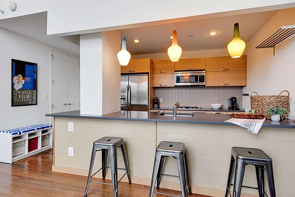 Sold by Compass | media 4