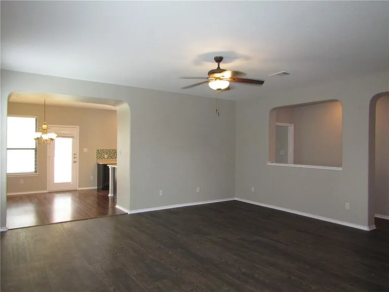 14200 Lake Victor Dr — Photo 41