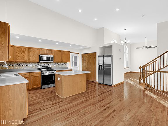 4th image of 508 Crystal Dr