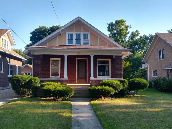 615 Gates Ave, Aurora, IL 60505