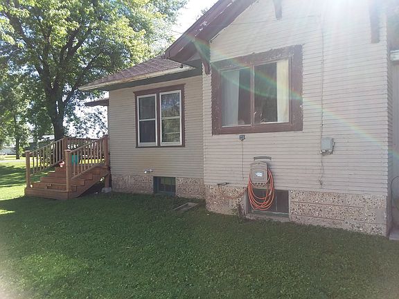 2nd image of 109 Netherlands Ave E