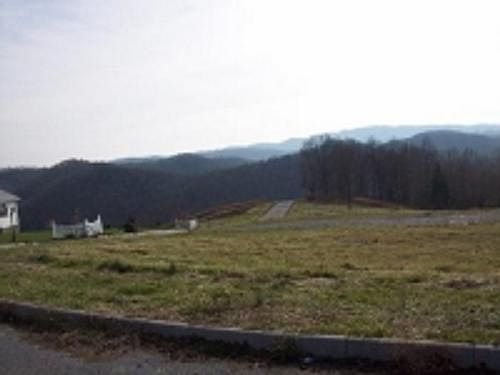 1st image of 385 Ashton Ln