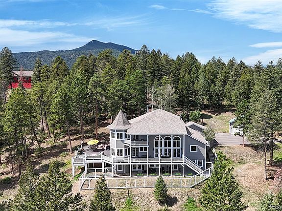 2nd image of 7692 Surrey Drive