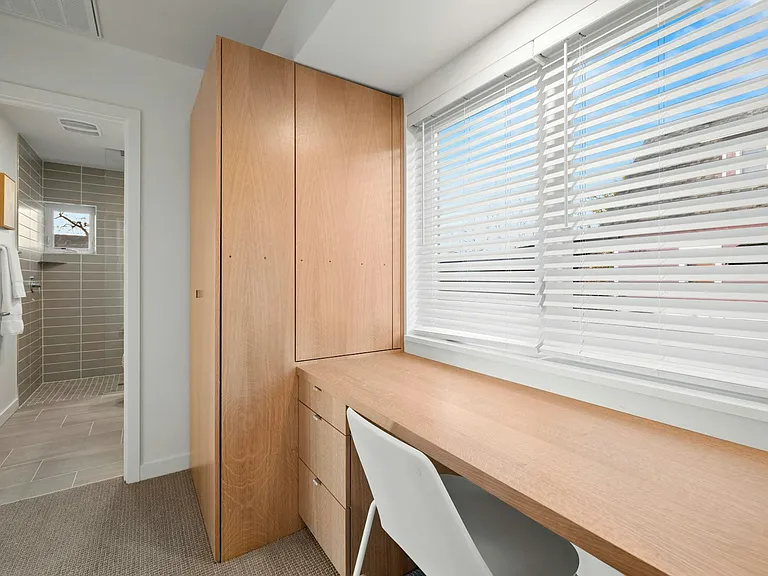 4809 N Kerby Ave — Photo 16