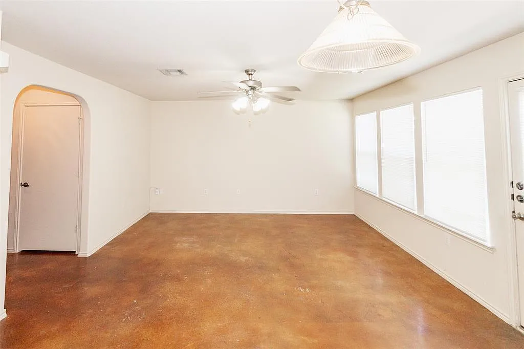 3 bed, 2.5 bath, 1497 sqft, $1,995 — Photo 4