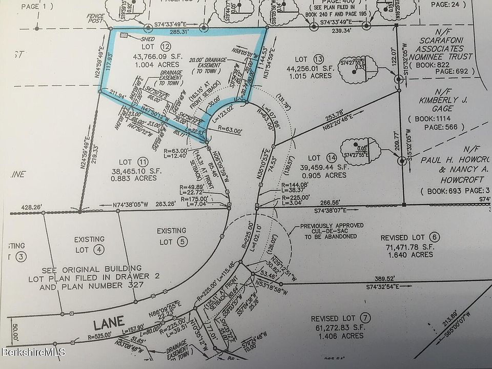 2nd image of 12 Kingsmont Ln