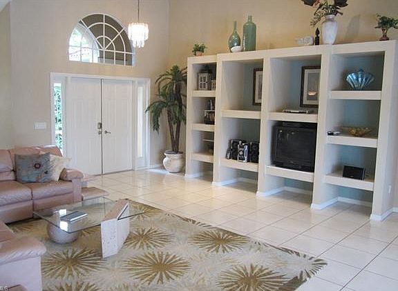 3rd image of 4005 SW 28th Pl