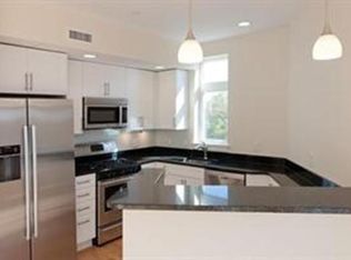 18 Cameron Ave #2E, Cambridge, MA 02140