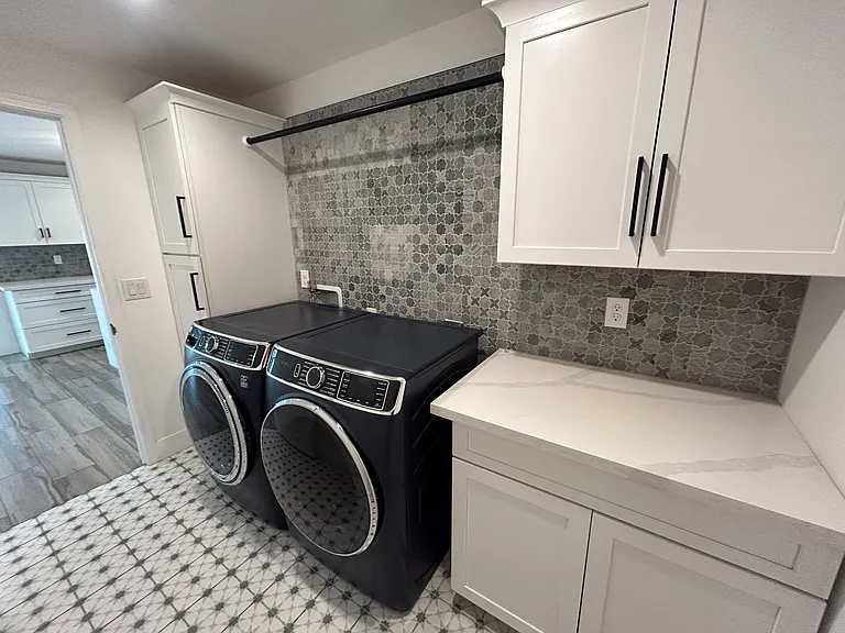 3507 E Claire Dr — Photo 16