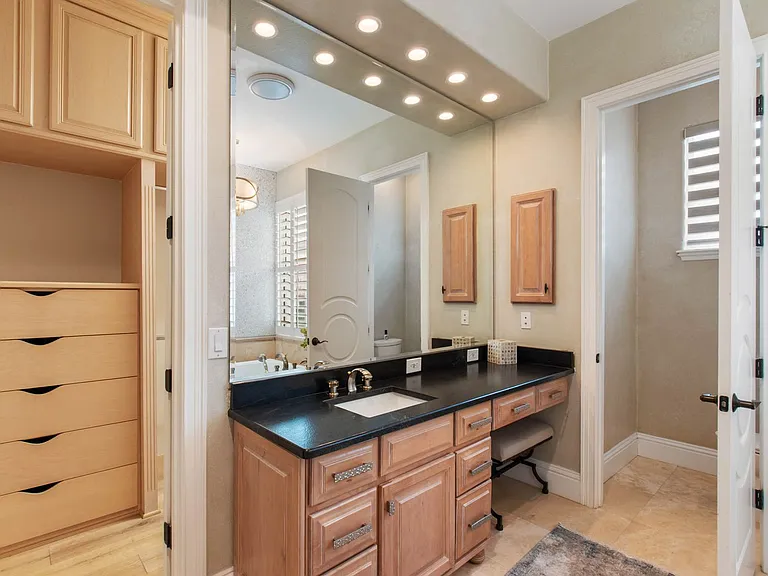 248 Maison Ct — Photo 35