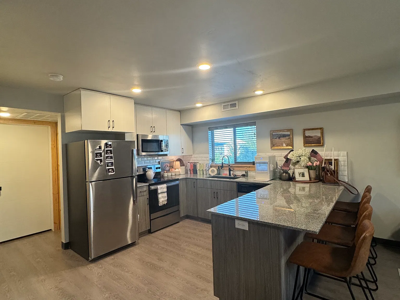 2 bed, 815 sqft, $1,350 — Photo 3