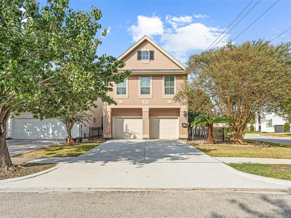 112 White Dr, Bellaire, TX 77401