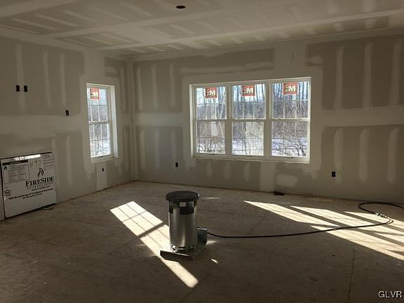 2nd image of 2184 Eagles Landing Dr #97