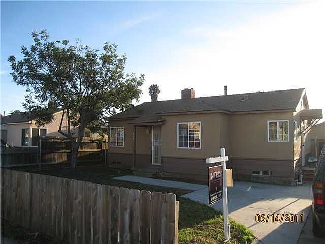 1st image of 658 E Manor Dr