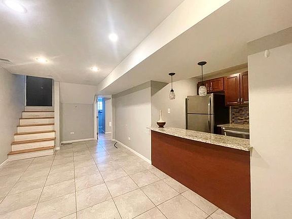 2nd image of 3021 W Diversey Ave #B