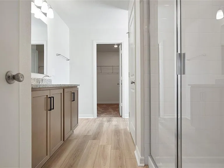 9224 Westside Hills Dr — Photo 15