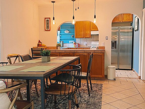 dining area overview