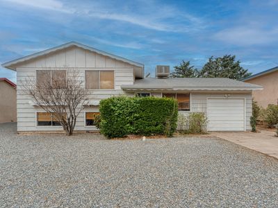 2901 June St NE, Albuquerque, NM, 87112