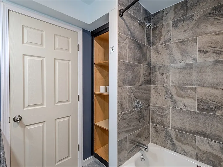 53 Berkley St #B — Photo 22