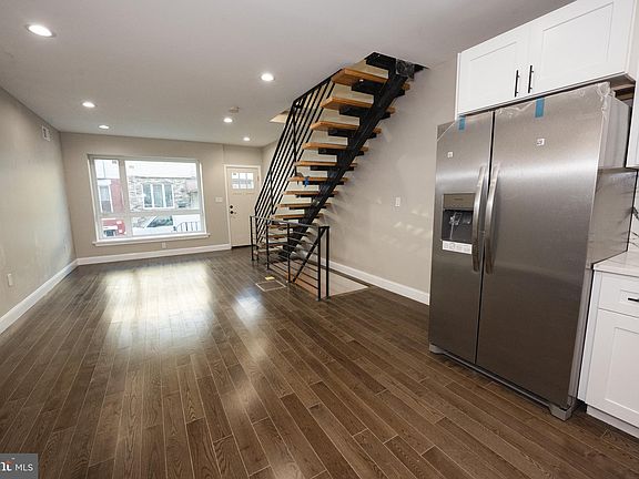 4th image of 2643 S Sheridan St