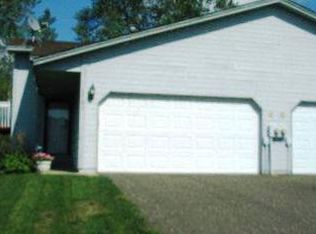 1723 Hallmark Ave N, Oakdale, MN 55128