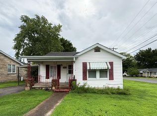 1207 Elm St, Benton, KY 42025