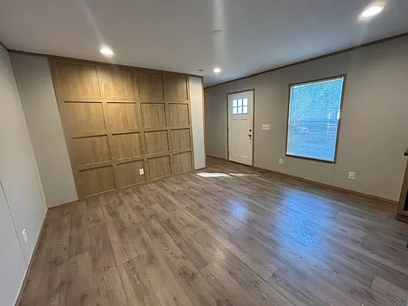 3rd image of 128 Southfork Dr #128S