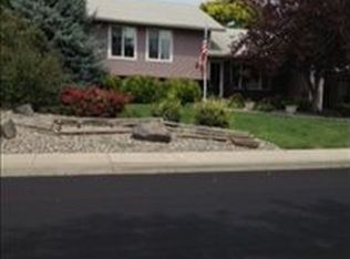 323 Meadows Ln, Twin Falls, ID 83301