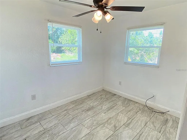 49 Orange Park Blvd — Photo 9