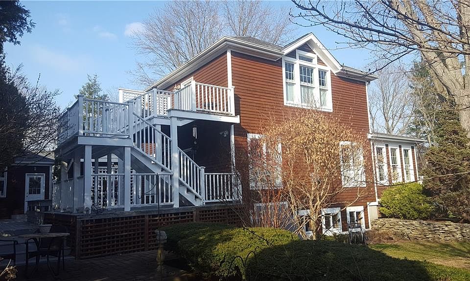 1st image of 10 Hilltop Ave