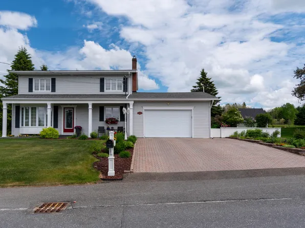 230 19th Avenue, Madawaska, ME 04756