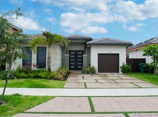 15980 SW 136th Way, Miami, FL 33196