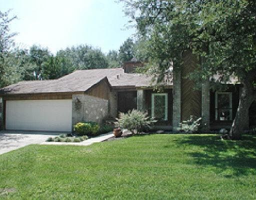 1st image of 322 STONEWOOD DR