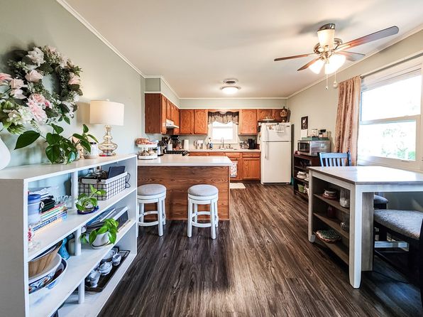 963 Independence Dr, Madisonville, KY 42431