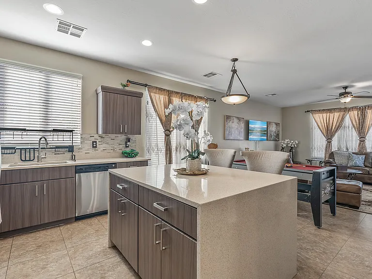 14592 W Acapulco Ln — Photo 31