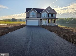 6570 Hickory Rd, Stewartstown, PA 17363