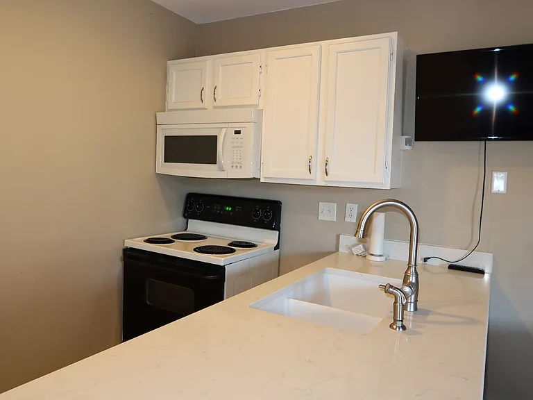 2210 Pearl St #303 — Photo 7