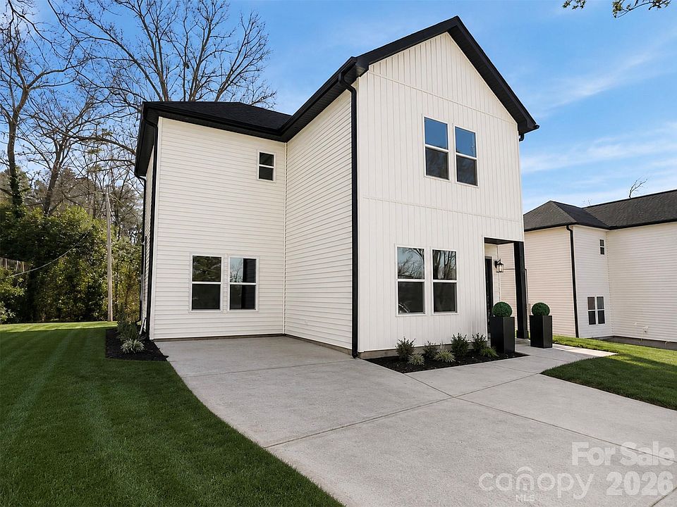 1st image of 100 Boyette Dr #B