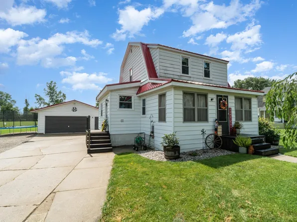 134 Carolina St, Alma, MI 48801