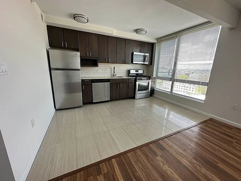 2763 Morris Ave #1101 — Photo 1