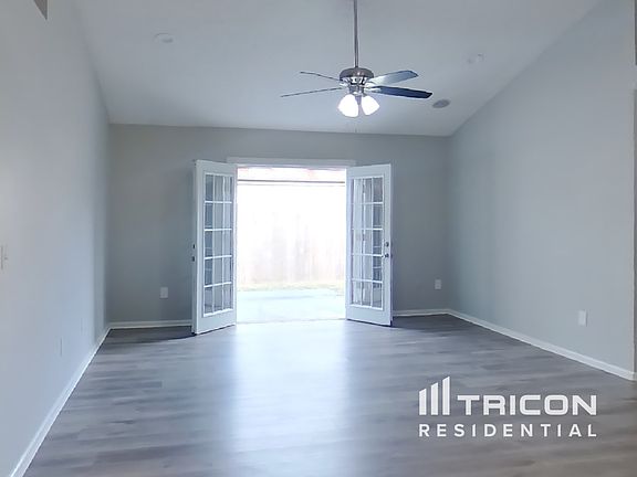 2nd image of 1852 Sheraton Lakes Cir