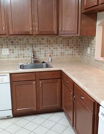 4th image of 3090 Holiday Springs Blvd APT 212